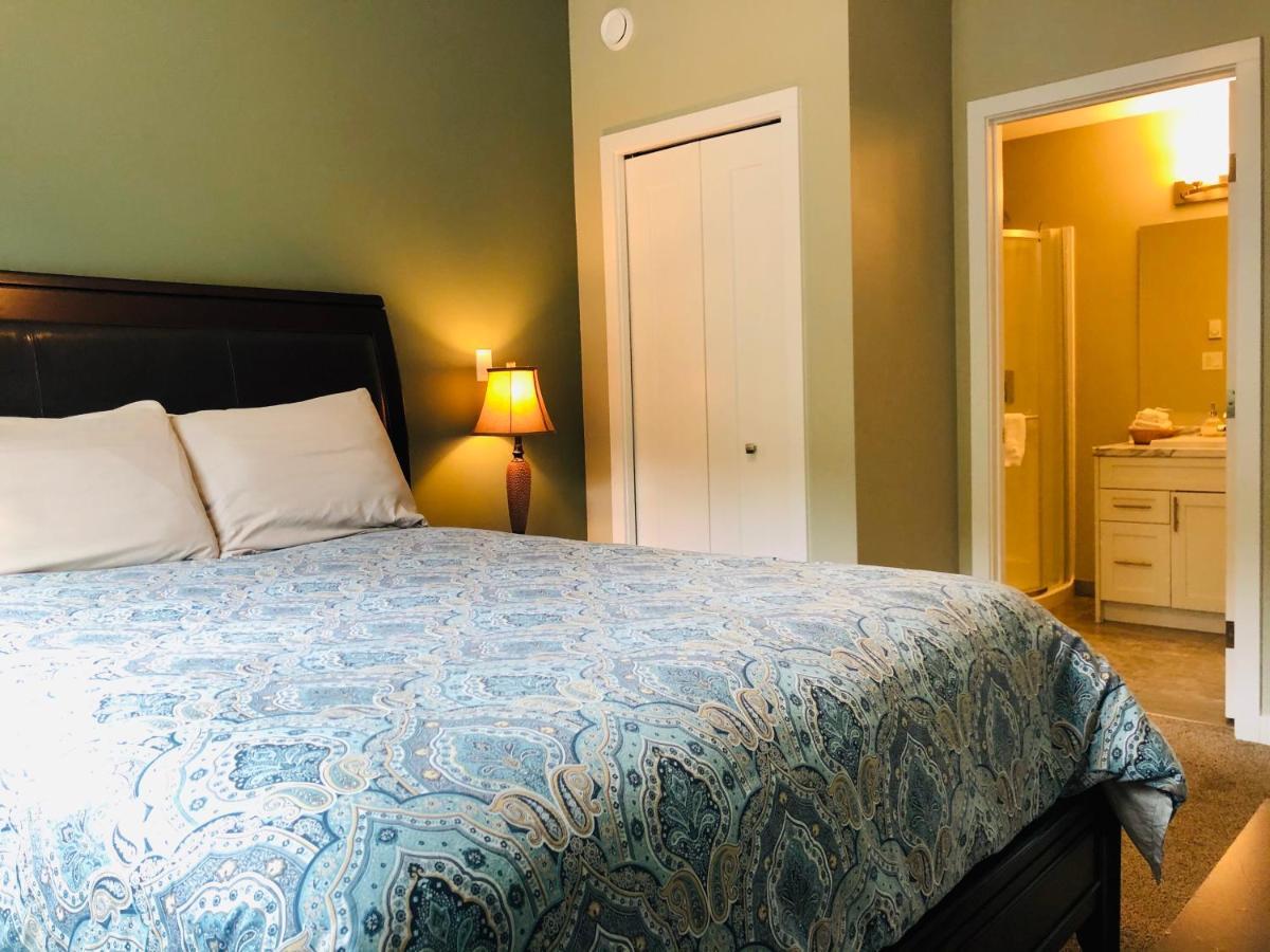 Downtown Whitehorse Deluxe 2 Bedroom Condo Exterior foto